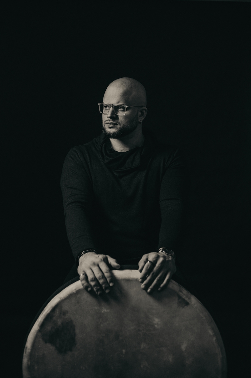 Bartek Miler z frame drumem